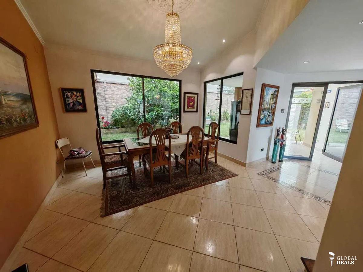 🏠 Casa esquinera con uso de suelo mixto en el Carmen de Guadalupe, Mata Plátano 🏠