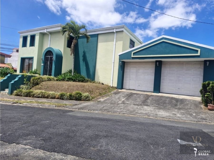 🏠 Venta de casa esquinera, en Residencial Villa Adobe, San Pablo Heredia 🏠