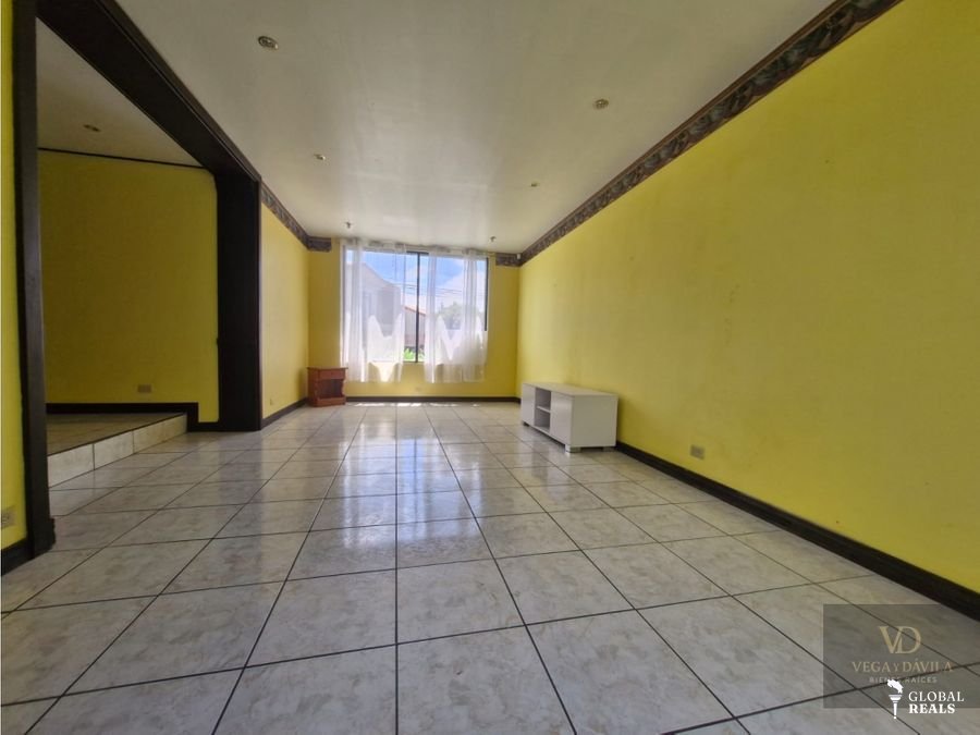 🏠 Venta de casa esquinera, en Residencial Villa Adobe, San Pablo Heredia 🏠