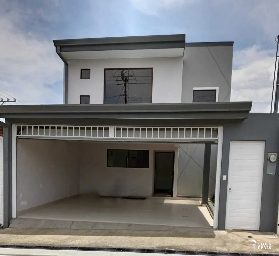 🏠 Se vende casa nueva e independiente en el centro de Barva de Heredia 🏠