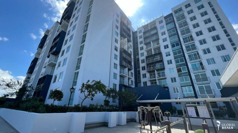 EXCELENTE PRECIO 🏠 Venta de apartamento en piso #12, Full Amueblado, Condominio Bambú Rivera 🏠