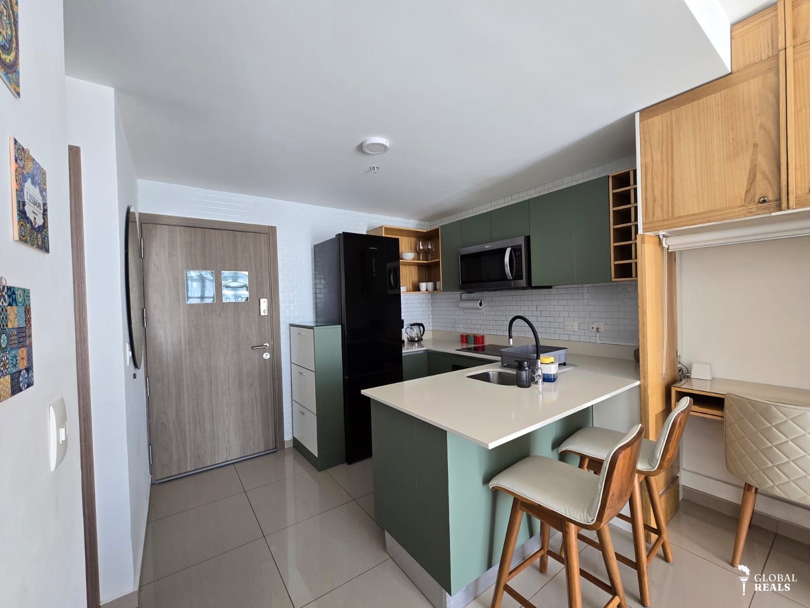 EXCELENTE PRECIO 🏠 Venta de apartamento en piso #12, Full Amueblado, Condominio Bambú Rivera 🏠