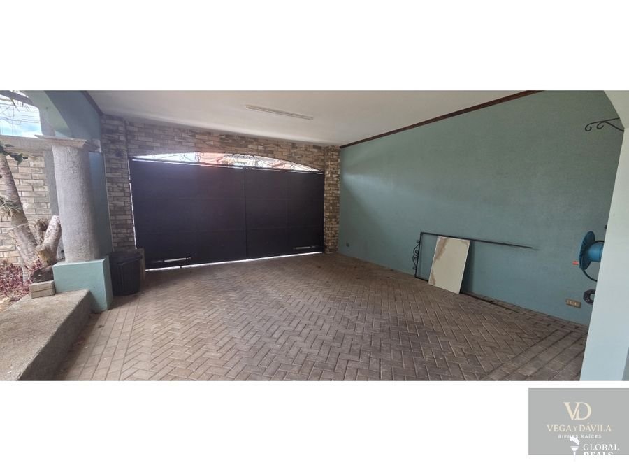 🏠 Venta de casa en Residencial Exclusivo, Santo Domingo de Heredia 🏠