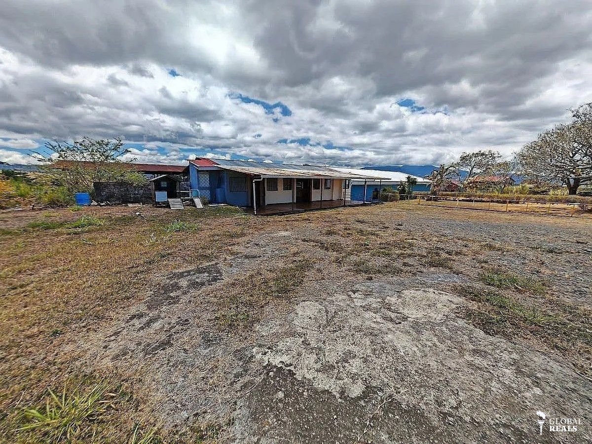 Señores Inversionistas Venta de terreno de 21.000 m2 con uso de suelo mixto en Los Ángeles, Santo Domingo
