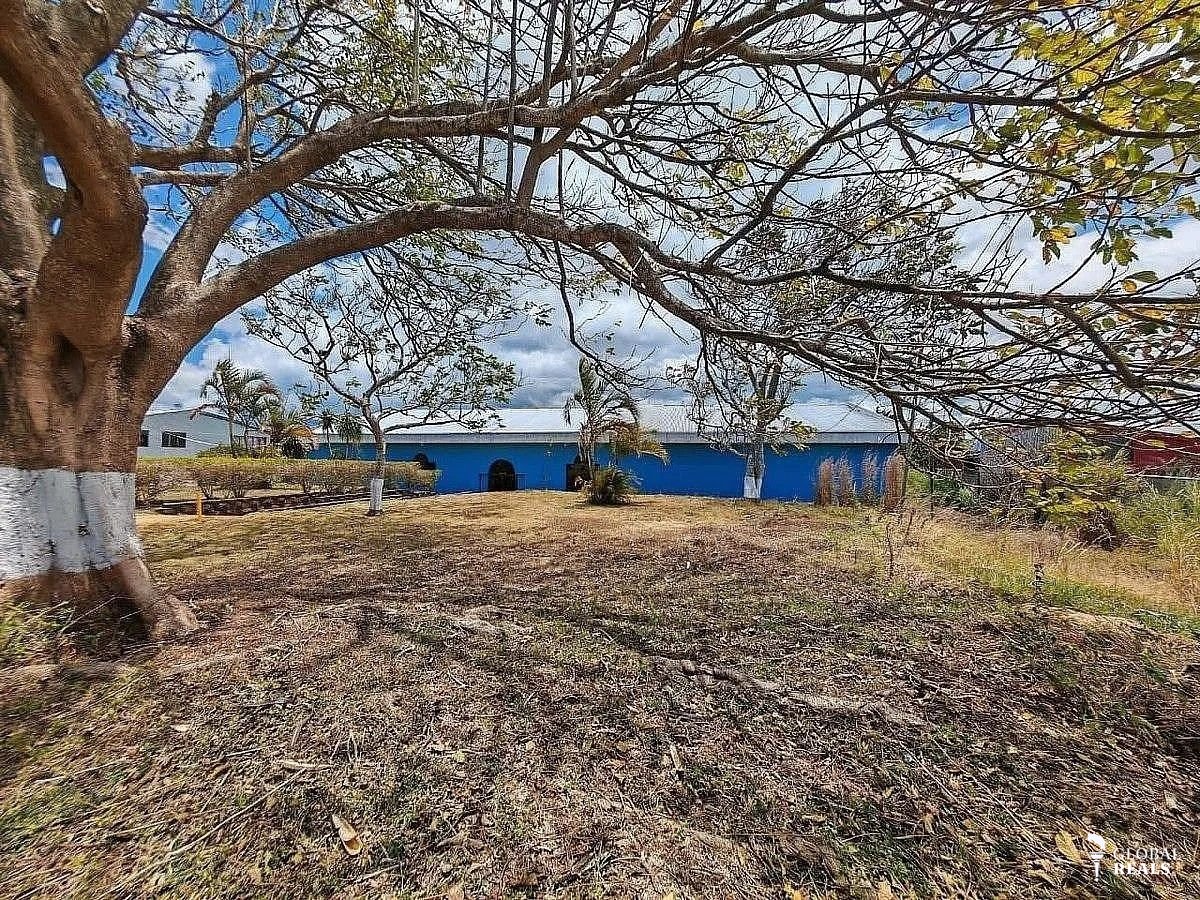Señores Inversionistas Venta de terreno de 21.000 m2 con uso de suelo mixto en Los Ángeles, Santo Domingo
