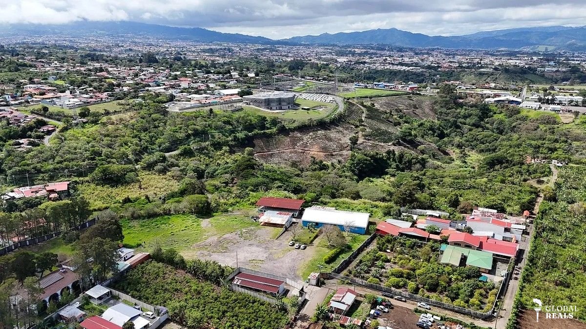 Señor Inversionista Venta de terreno de 10.000 m2 con uso de suelo mixto en Los Ángeles, Santo Domingo