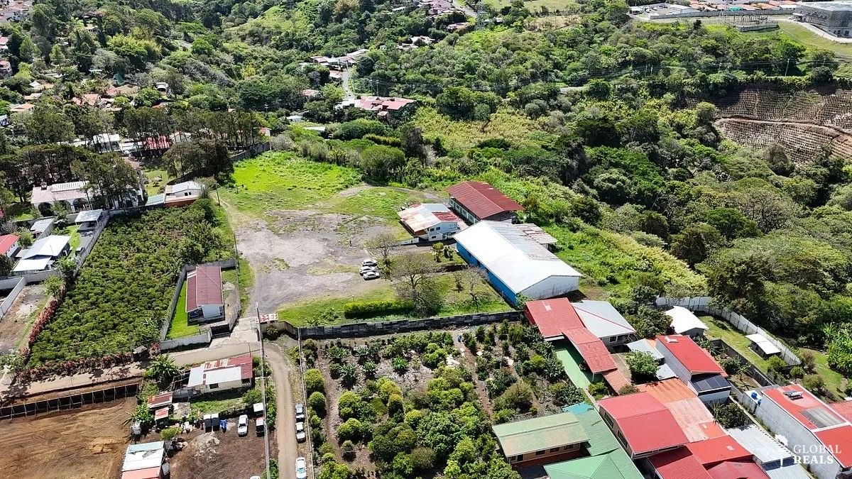 Señor Inversionista Venta de terreno de 10.000 m2 con uso de suelo mixto en Los Ángeles, Santo Domingo