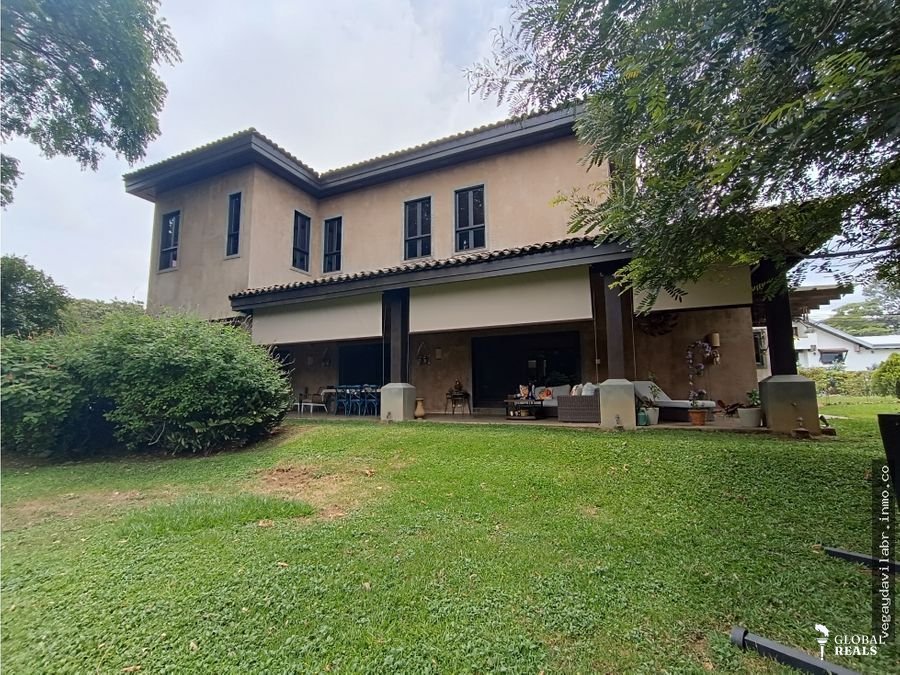 🏠 Venta de Casa en Condominio en La Guácima Alajuela, residencia Estilo Toscano, con amplias zonas verdes 🏠