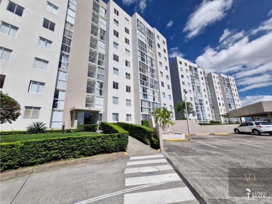 Apartamento Amueblado en Venta en San Rafael de Heredia | 2 Habitaciones | 2 Parqueos | Condominio Alta Vista