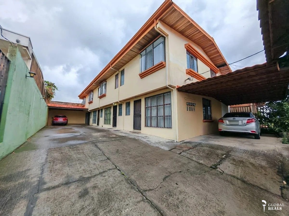 🏠 Venta de edificio con cuatro apartamentos en venta en Montelimar, Goicoechea🏠 Flujo de caja inmediato: 7% anual