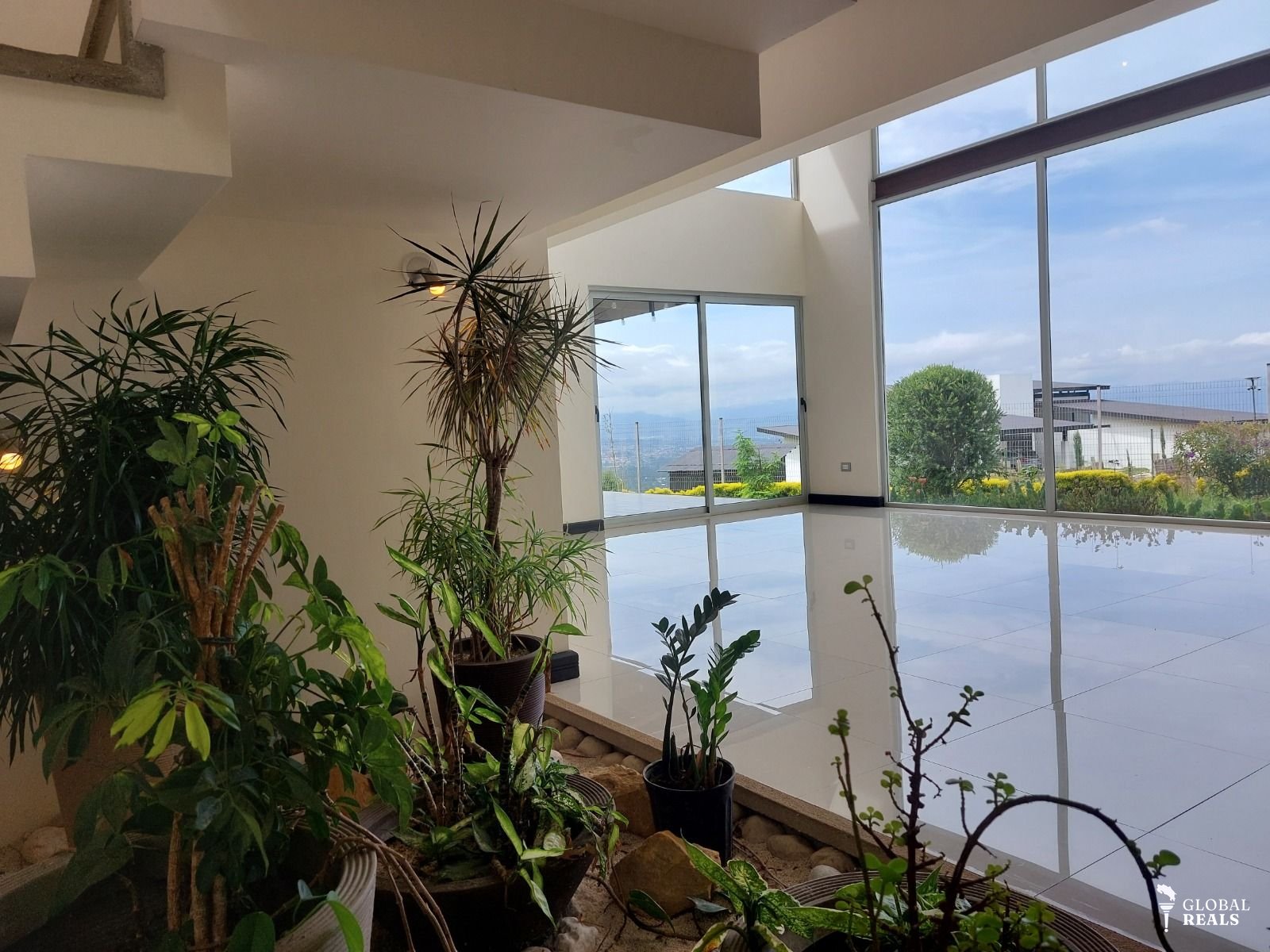 🏡 Casa moderna con vistas panorámicas | San Rafael, Heredia 🏡