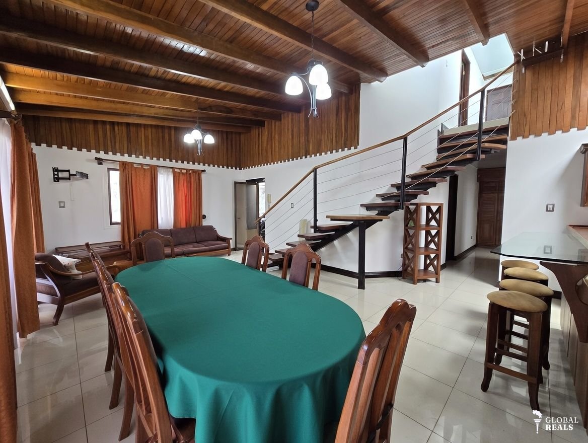 🏠 Venta de casa en Curridabat, 4 amplias habitaciones y zona verde 🏠 🏠 Granadilla 🏠