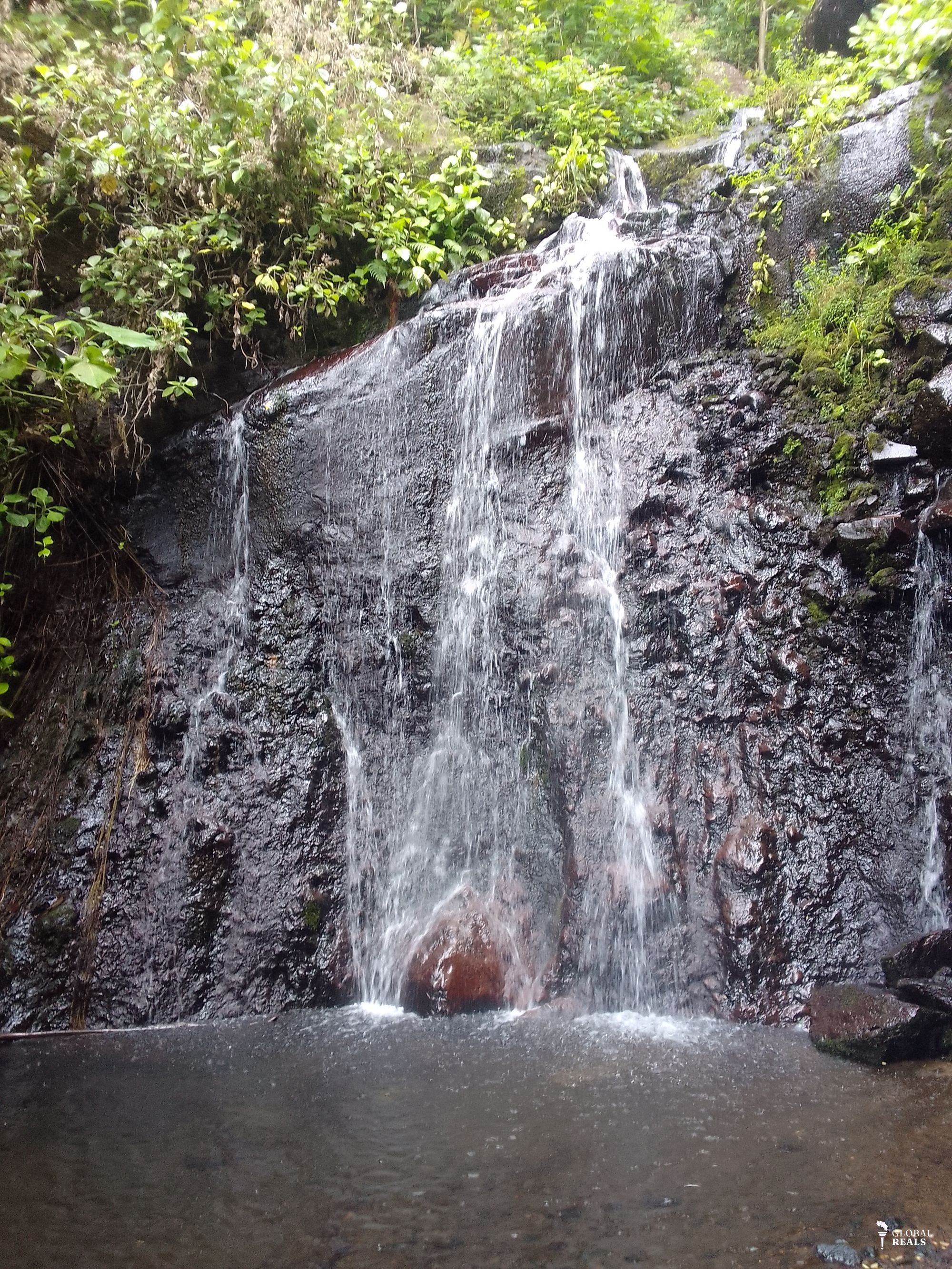 Super finca  con aguas termal.  Volcán Miravalles