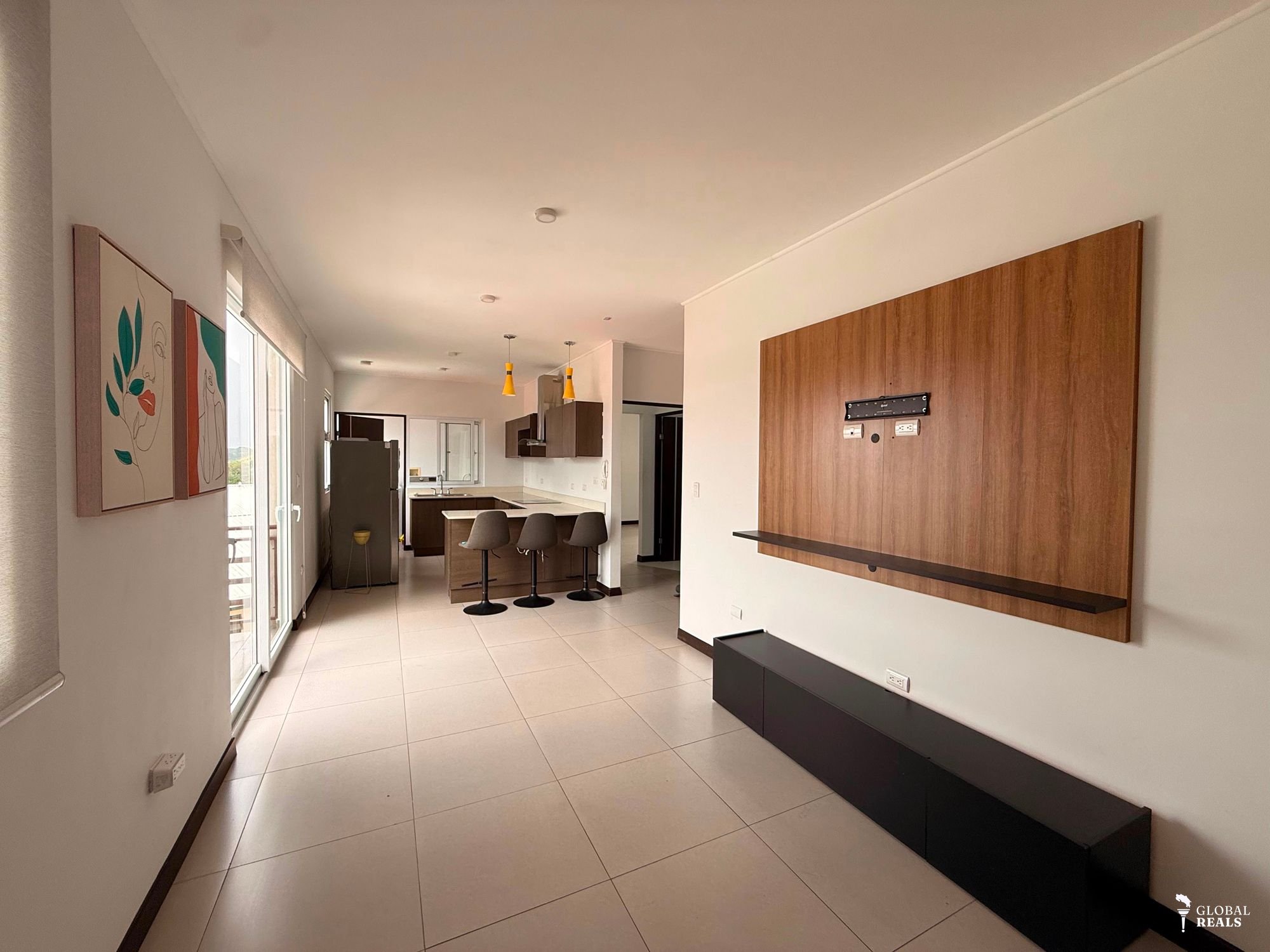 Se alquila apartamento Rohrmoser