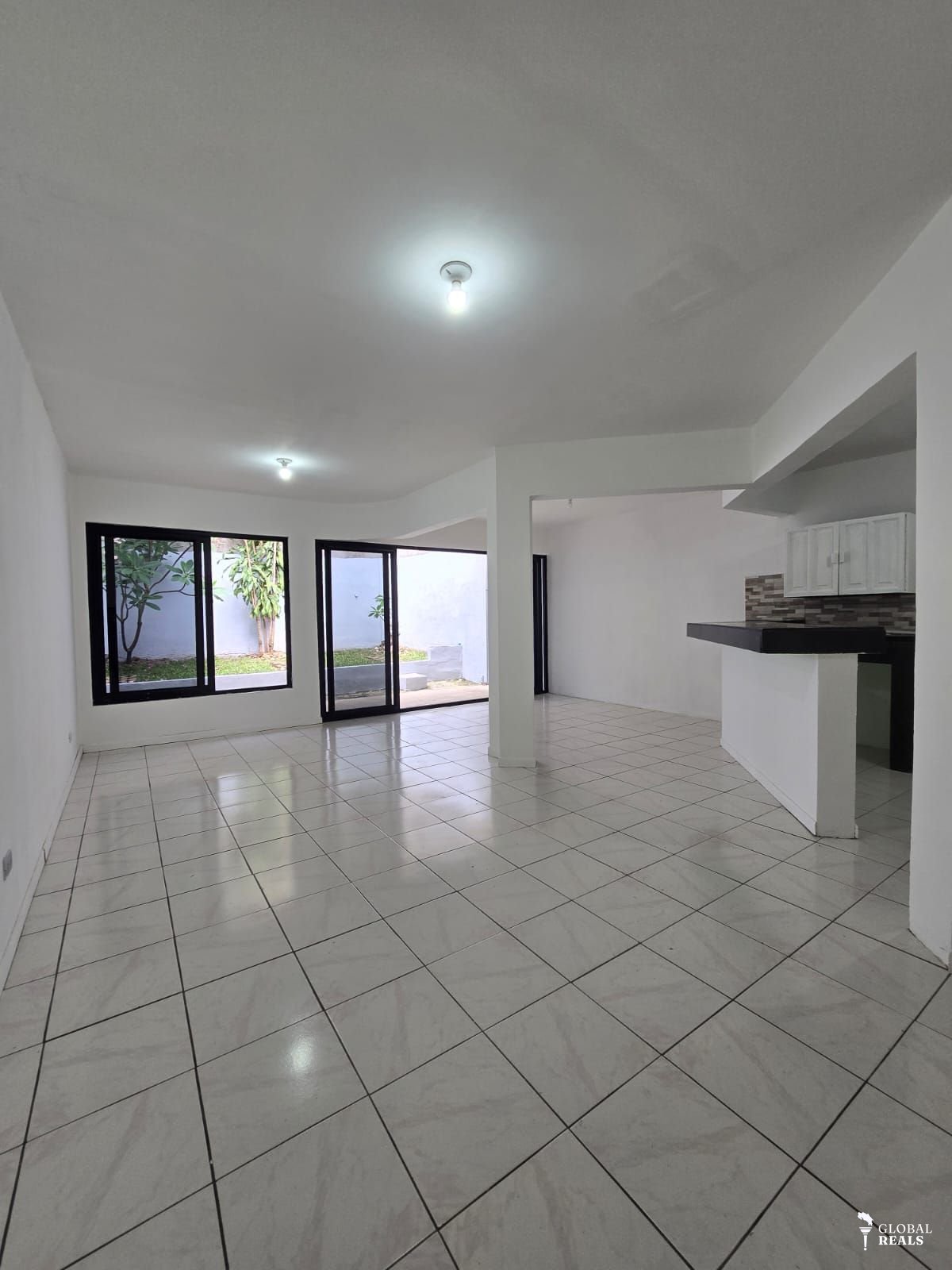 Se vende casa en San José Rohrmoser