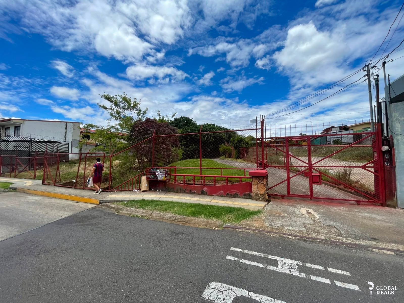 Proyecto Urbanístico en la Aurora de Heredia (Precio Negociable)